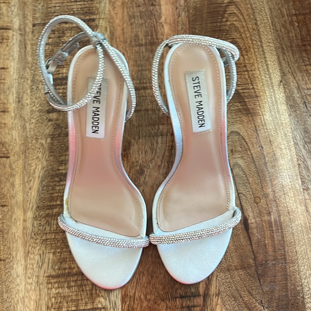 Steve Madden Breslin Heel Size 6 - Picture 4 of 8